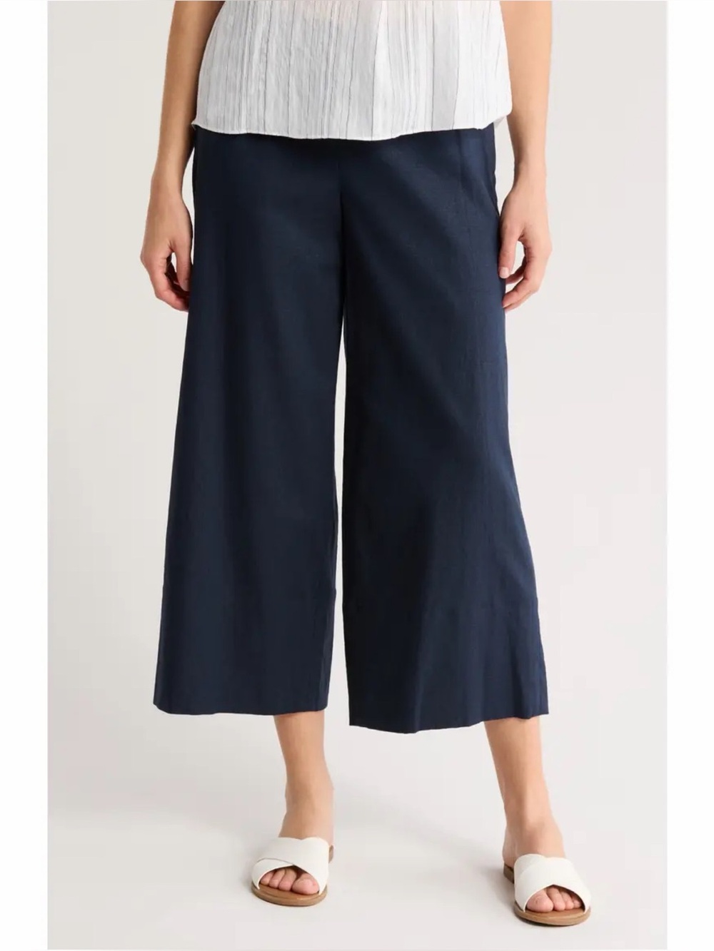 Vince Linen Blend Crop Wide Leg in Navy